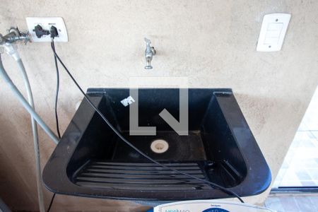 Casa à venda com 600m², 3 quartos e 2 vagas Casa à venda com 600m², 3 quartos e 2 vagasÁrea de Serviço