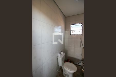 Casa à venda com 600m², 3 quartos e 2 vagas Casa à venda com 600m², 3 quartos e 2 vagasBanheiro de serviço