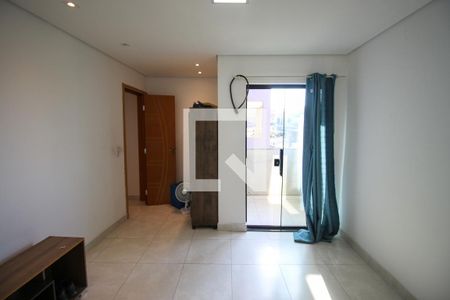 Casa à venda com 600m², 3 quartos e 2 vagas Casa à venda com 600m², 3 quartos e 2 vagasQuarto 2