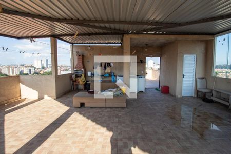 Casa à venda com 600m², 3 quartos e 2 vagas Casa à venda com 600m², 3 quartos e 2 vagasÁrea de Serviço