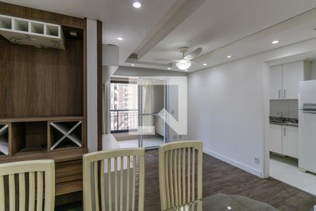 sala de apartamento para alugar com 3 quartos, 68m² em Jardim Parque Morumbi, São Paulo