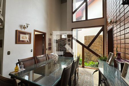 Casa de condomínio à venda com 400m², 5 quartos e 4 vagasSala de Jantar