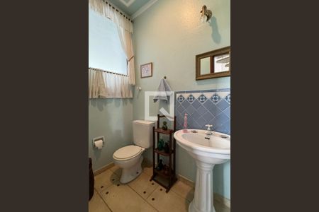 Casa de condomínio à venda com 400m², 5 quartos e 4 vagasLavabo