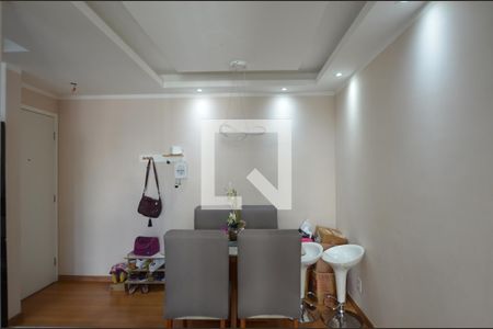 Sala de apartamento para alugar com 2 quartos, 47m² em Irajá, Rio de Janeiro