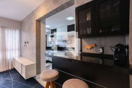 Sala/Cozinha de apartamento para alugar com 1 quarto, 64m² em Santana, Porto Alegre