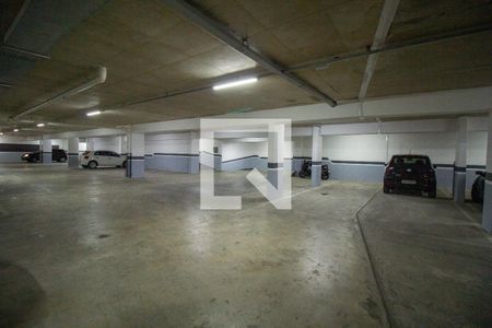 Apartamento à venda com 68m², 3 quartos e 1 vaga Apartamento à venda com 68m², 3 quartos e 1 vagaEstacionamento coberto