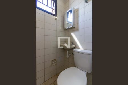 Apartamento à venda com 72m², 3 quartos e 1 vaga Apartamento à venda com 72m², 3 quartos e 1 vagaBanheiro de serviço