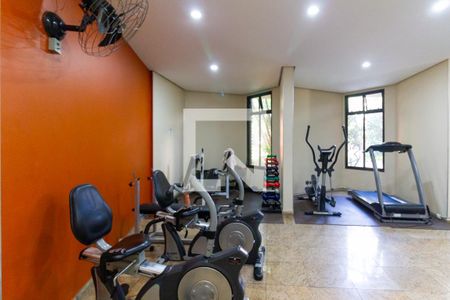 Apartamento à venda com 72m², 3 quartos e 1 vaga Apartamento à venda com 72m², 3 quartos e 1 vagaÁrea comum - Academia