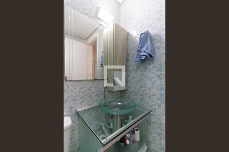 Apartamento à venda com 72m², 3 quartos e 1 vaga Apartamento à venda com 72m², 3 quartos e 1 vagaBanheiro