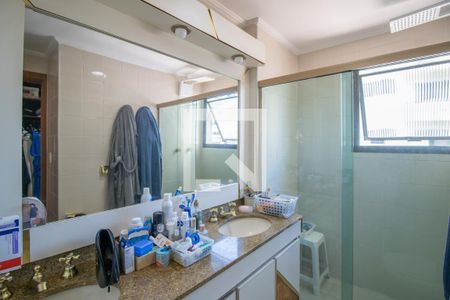 Apartamento à venda com 168m², 4 quartos e 2 vagasBanheiro da Suíte 1