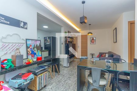 Sala de apartamento à venda com 2 quartos, 88m² em Serra, Belo Horizonte