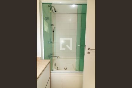 Apartamento para alugar com 176m², 3 quartos e 3 vagasBanheiro da Suíte 1