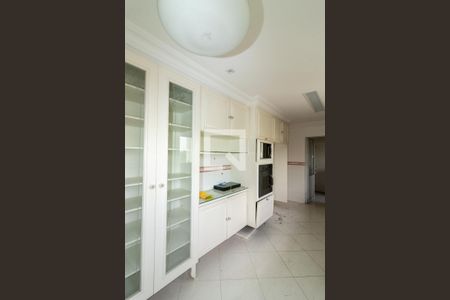 Apartamento para alugar com 176m², 3 quartos e 3 vagasCozinha