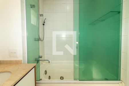 Apartamento para alugar com 176m², 3 quartos e 3 vagasBanheiro da Suíte 1