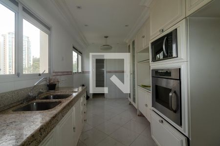 Apartamento para alugar com 176m², 3 quartos e 3 vagasCozinha