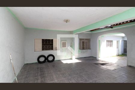 Casa à venda com 168m², 3 quartos e 3 vagasGaragem