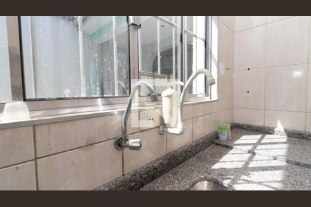 Casa à venda com 168m², 3 quartos e 3 vagasCozinha - Torneira