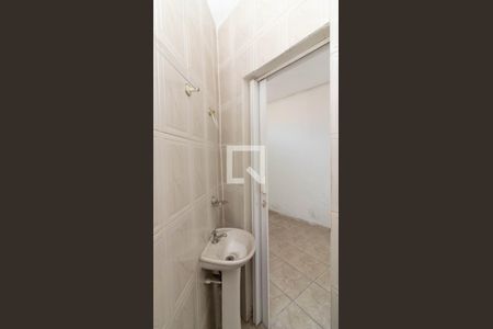 Casa à venda com 168m², 3 quartos e 3 vagasBanheiro