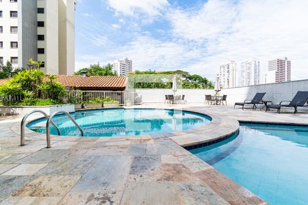 Apartamento à venda com 230m², 5 quartos e 3 vagasPiscina