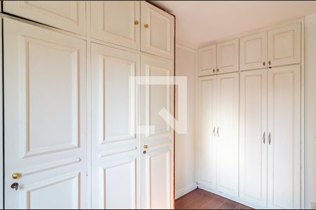 Apartamento à venda com 230m², 5 quartos e 3 vagasQuarto 3