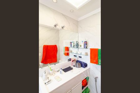 Apartamento à venda com 230m², 5 quartos e 3 vagasBanheiro da Suíte