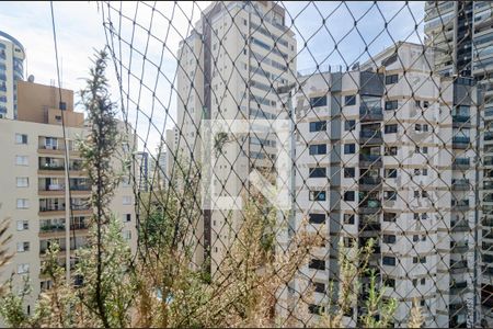 Apartamento à venda com 230m², 5 quartos e 3 vagasVista do Quarto 2