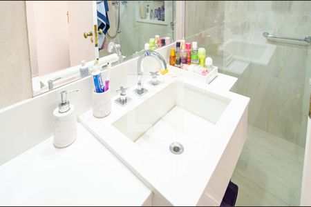 Apartamento à venda com 230m², 5 quartos e 3 vagasBanheiro Social