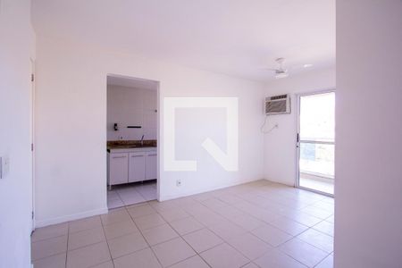 Sala de apartamento para alugar com 3 quartos, 63m² em Fátima, Niterói