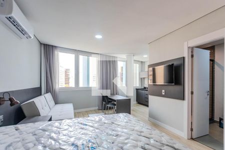 Sala/Quarto de kitnet/studio à venda com 1 quarto, 30m² em Centro Histórico, Porto Alegre