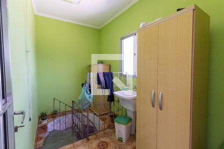 Casa à venda com 500m², 4 quartos e 5 vagas Casa à venda com 500m², 4 quartos e 5 vagasLavanderia 2