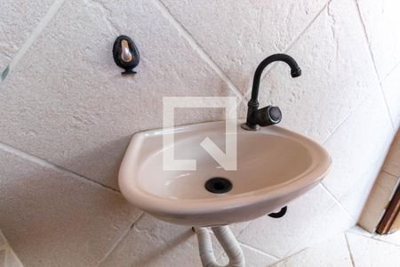 Casa à venda com 500m², 4 quartos e 5 vagas Casa à venda com 500m², 4 quartos e 5 vagasLavabo