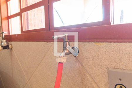 Casa à venda com 500m², 4 quartos e 5 vagas Casa à venda com 500m², 4 quartos e 5 vagasLavanderia (Torneira)