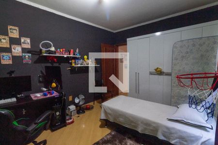 Casa à venda com 500m², 4 quartos e 5 vagas Casa à venda com 500m², 4 quartos e 5 vagasQuarto 4