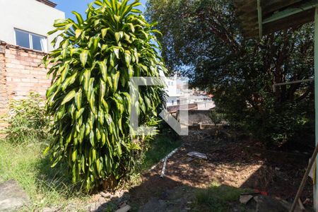 Casa à venda com 500m², 4 quartos e 5 vagas Casa à venda com 500m², 4 quartos e 5 vagasQuintal