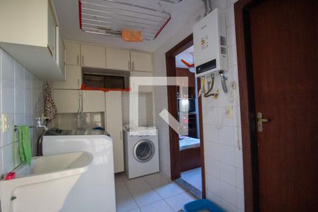 Casa de condomínio à venda com 300m², 4 quartos e 3 vagasCozinha e Área de Serviço