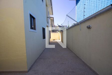 Casa de condomínio à venda com 300m², 4 quartos e 3 vagasQuintal