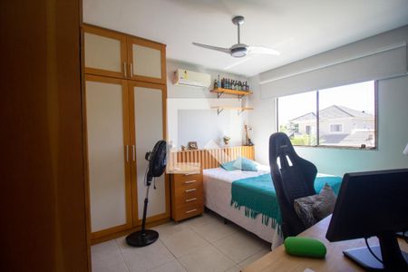 Casa de condomínio à venda com 300m², 4 quartos e 3 vagasSuíte 2