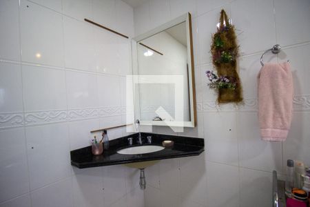 Casa de condomínio à venda com 300m², 4 quartos e 3 vagasBanheiro da Suíte 1