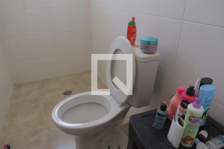 Casa à venda com 200m², 3 quartos e 6 vagasBanheiro da Suíte
