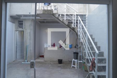 Casa à venda com 200m², 3 quartos e 6 vagasQuintal