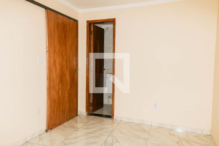 Quarto Suite de casa de condomínio para alugar com 2 quartos, 65m² em Quintino Bocaiúva, Rio de Janeiro