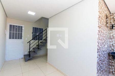 Sala/Cozinha de apartamento para alugar com 1 quarto, 32m² em Vila Augusta, Guarulhos