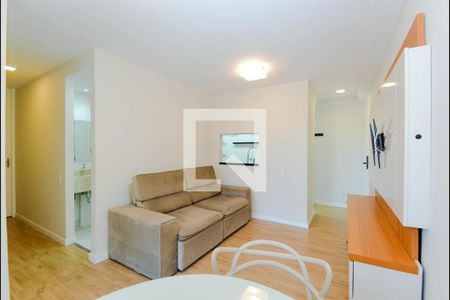Sala de apartamento para alugar com 3 quartos, 61m² em Vila Endres, Guarulhos