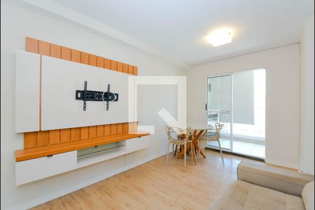 Sala de apartamento para alugar com 3 quartos, 61m² em Vila Endres, Guarulhos