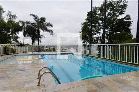 Apartamento à venda com 61m², 3 quartos e 1 vagaÁrea comum - Piscina