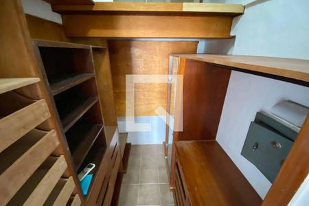 Quarto 1 - Closet de apartamento à venda com 4 quartos, 239m² em Humaitá, Rio de Janeiro