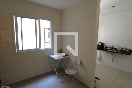 Sala / Cozinha / Área de Serviço de apartamento à venda com 1 quarto, 30m² em Vila Nivi, São Paulo