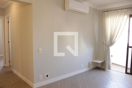 Sala de apartamento para alugar com 3 quartos, 67m² em Pinheiros, São Paulo