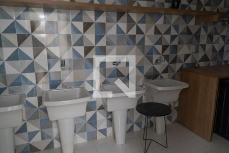 Apartamento para alugar com 32m², 1 quarto e sem vaga Apartamento para alugar com 32m², 1 quarto e sem vagaÁrea comum - Lavanderia