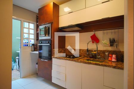 Cozinha de casa à venda com 3 quartos, 162m² em Morro Santana, Porto Alegre